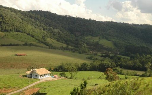 Secretaria da Agricultura inicia regularização fundiária de imóveis rurais na Serra