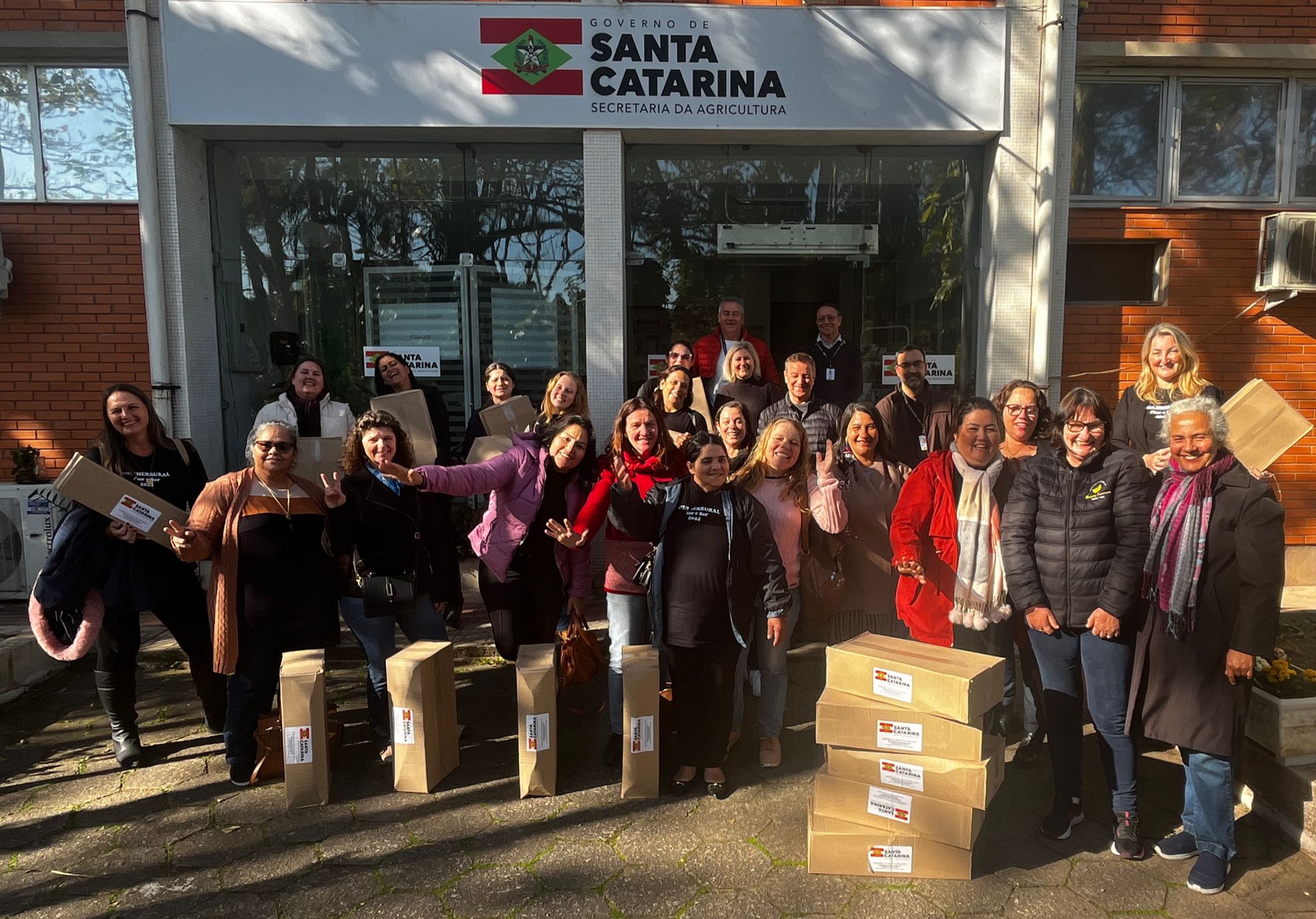 SAR recebe visita técnica de mulheres do projeto Flor-e-Ser